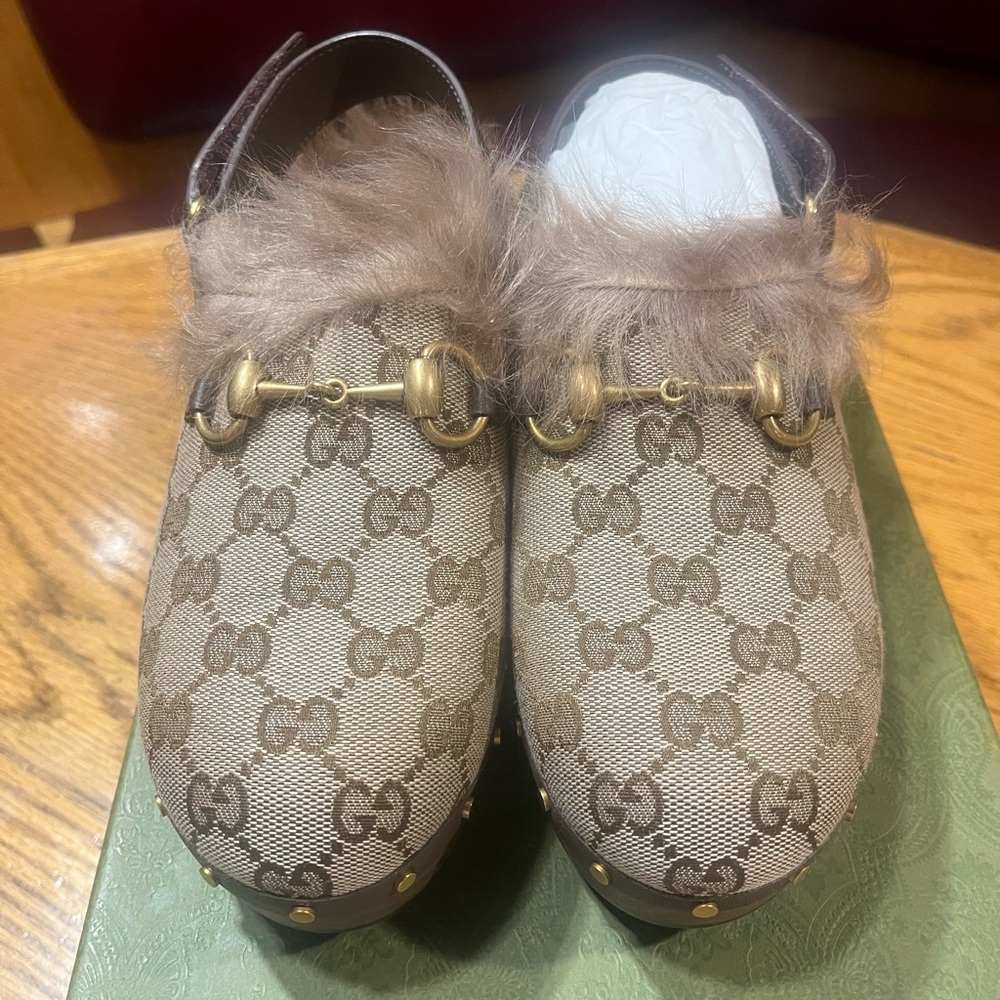 Gucci Women's Beige and Brown Fur Clogs